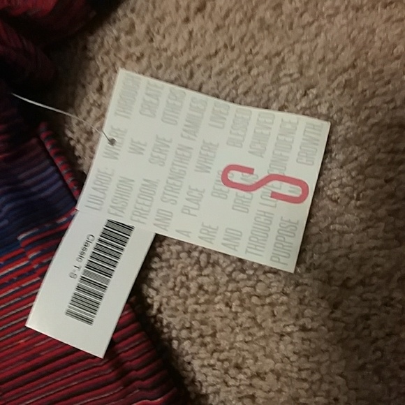 NWT small classic - Picture 2 of 4